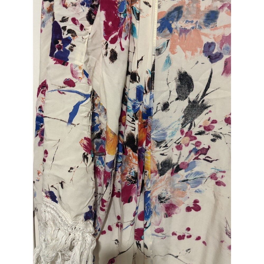 Umgee Gray Floral Long Open Front Kimono Top Silky Polyester Sz L Fringe O/S - Picture 3 of 8